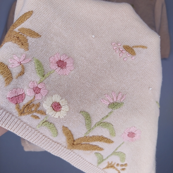 Oleg Cassini Sweater Embroidered Short Sleeve Medium Knit Pastel Floral Crew VTG - Picture 3 of 8